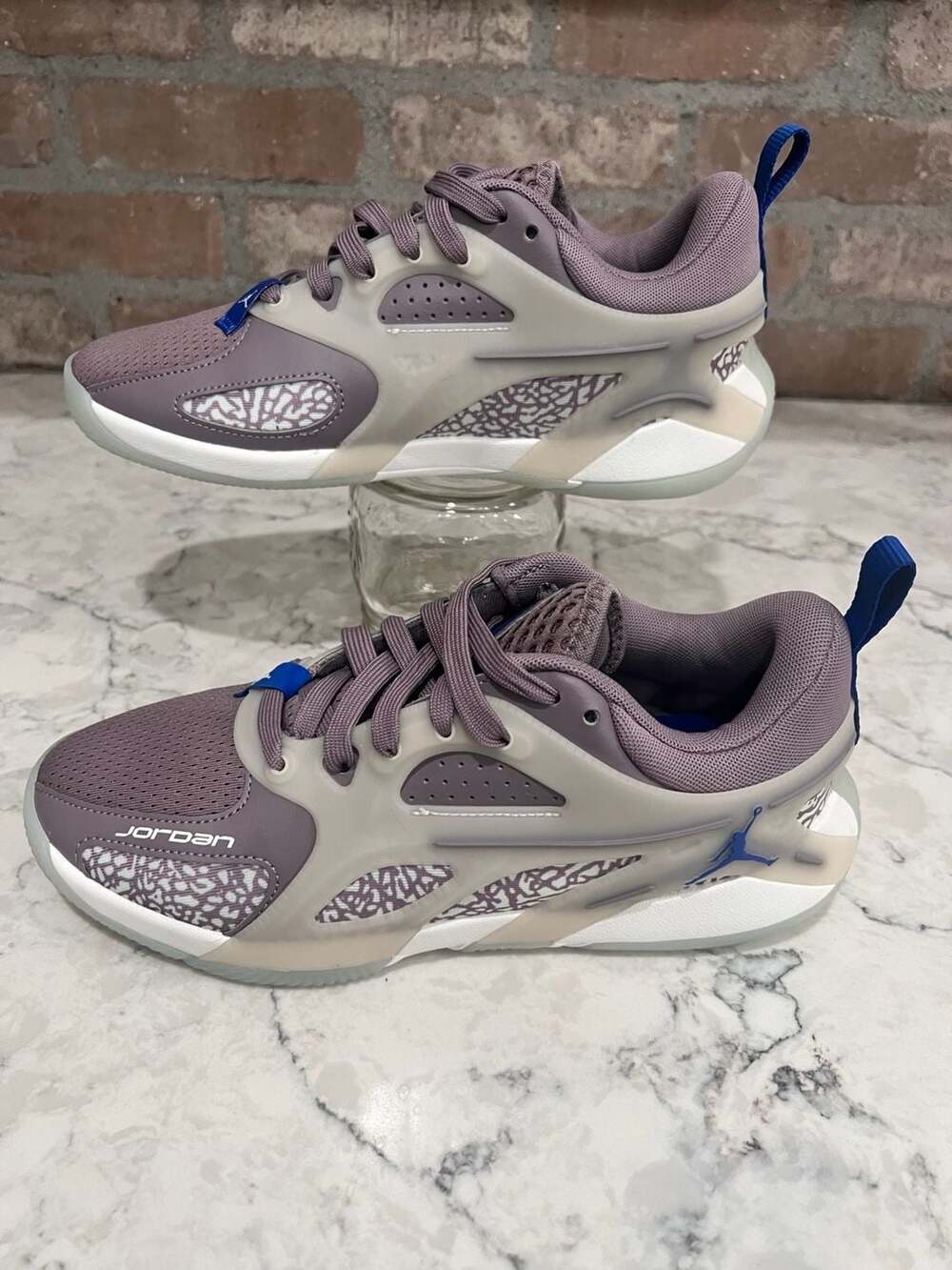 Jordan Heir Series Purple Smoke Size  W 7.5 new without Box
